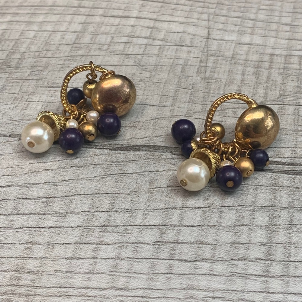 Vintage Gold Tone Cluster Drop Earrings Faux Pearl Purple Bead Charms 5580